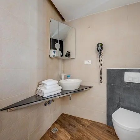 Versi & Note Luxury Pensionat 4*