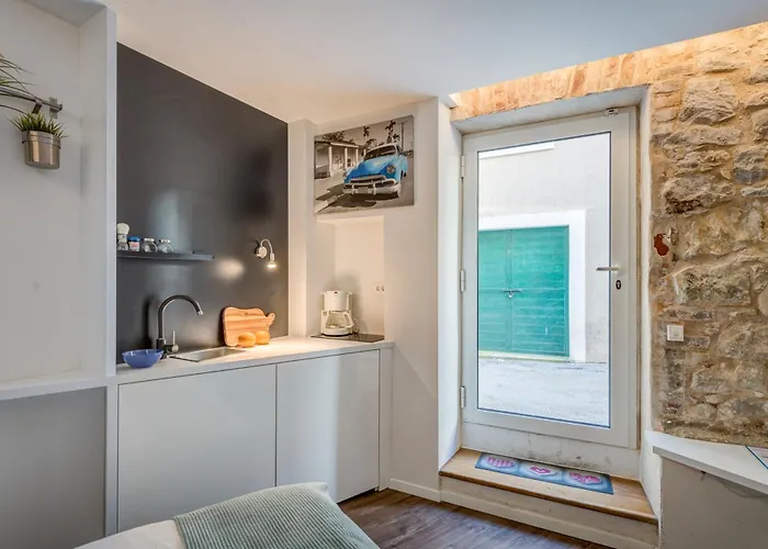 בית הארחה Versi & Note Luxury ספליט